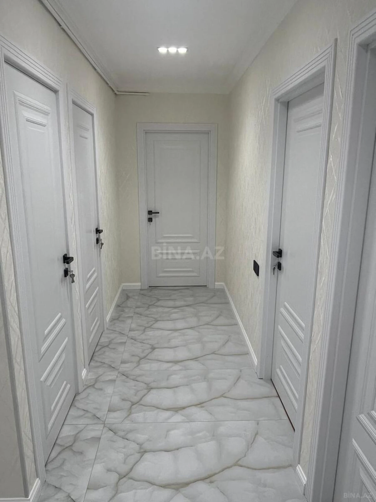 Satılır 3 otaqlı mənzil 85 m²