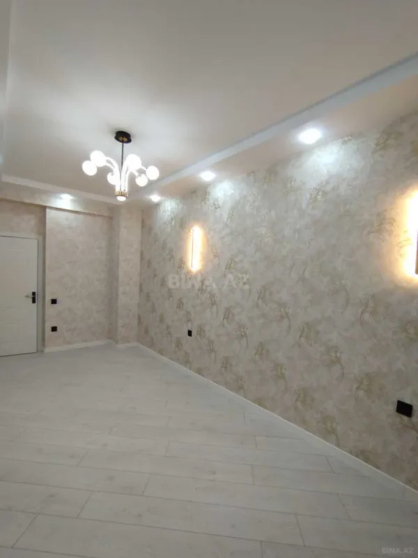 Satılır 4 otaqlı mənzil 97 m²