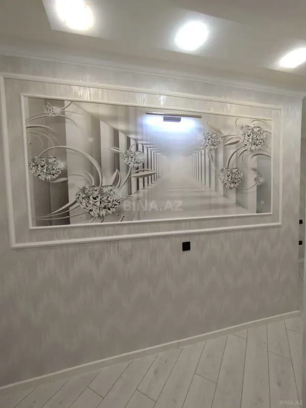 Satılır 4 otaqlı mənzil 97 m²