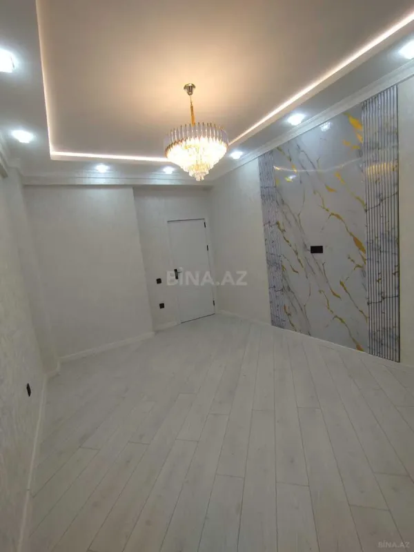 Satılır 4 otaqlı mənzil 97 m²