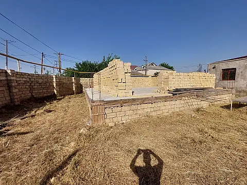 Satılır torpaq sahəsi 4 m²