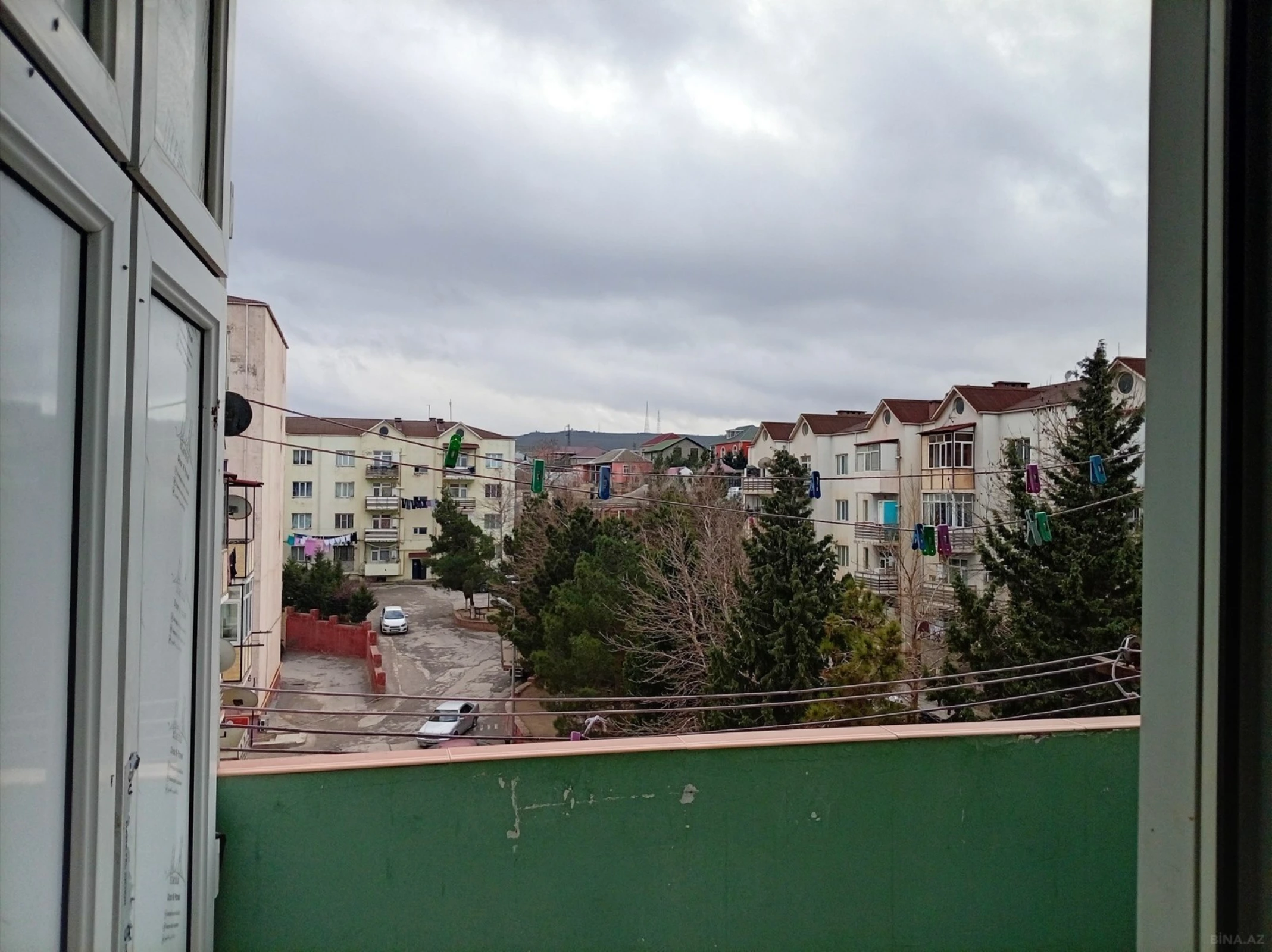 Satılır 3 otaqlı mənzil 87 m²
