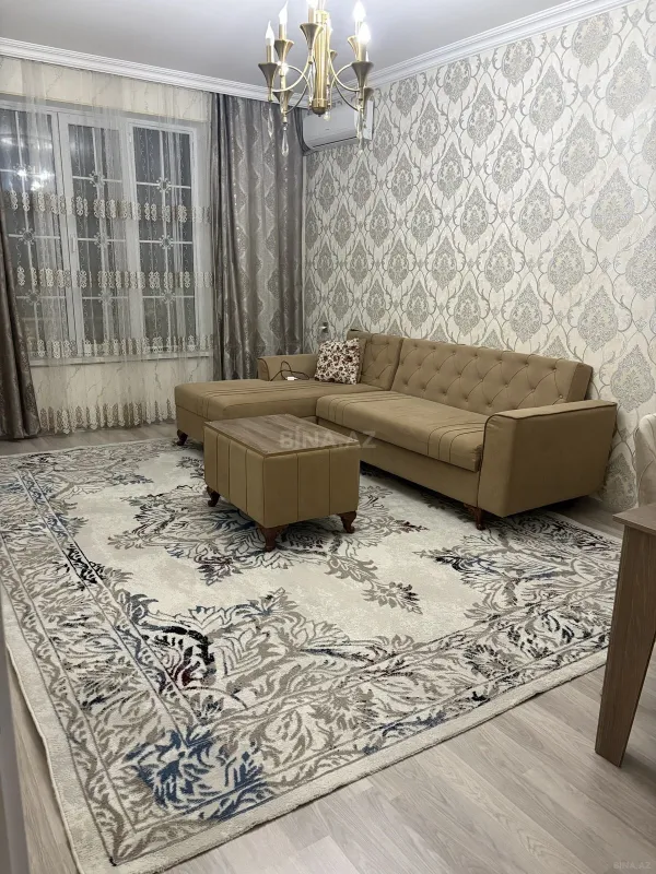 Satılır 6 otaqlı həyət evi 170 m²