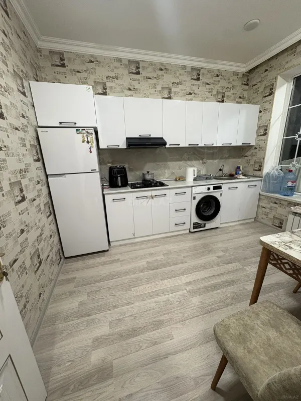 Satılır 6 otaqlı həyət evi 170 m²