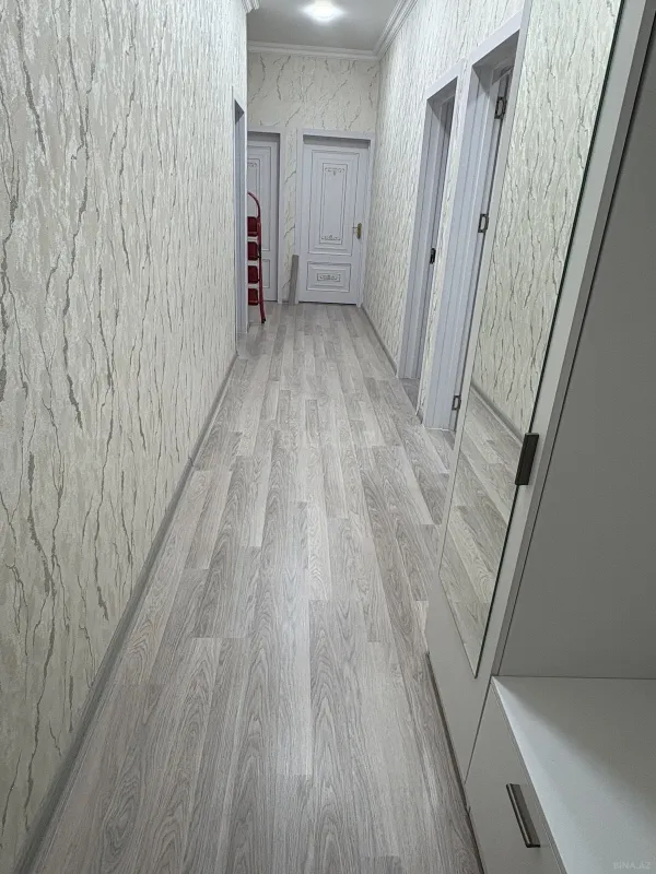 Satılır 6 otaqlı həyət evi 170 m²