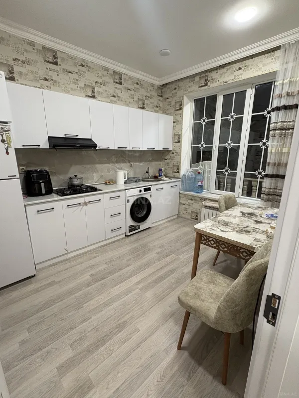 Satılır 6 otaqlı həyət evi 170 m²
