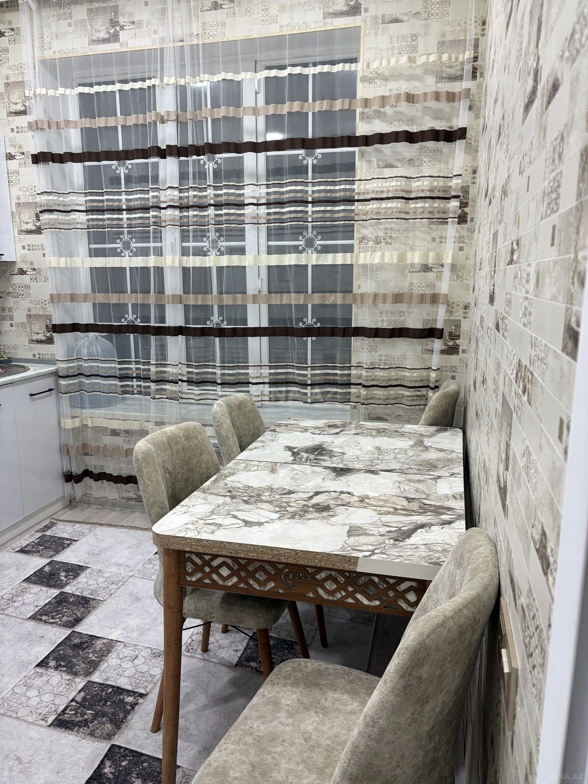 Satılır 6 otaqlı həyət evi 170 m²
