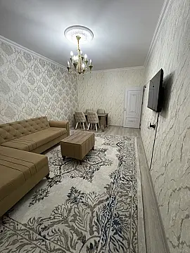 Satılır 6 otaqlı həyət evi 170 m²