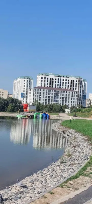 Satılır 2 otaqlı mənzil 82 m²