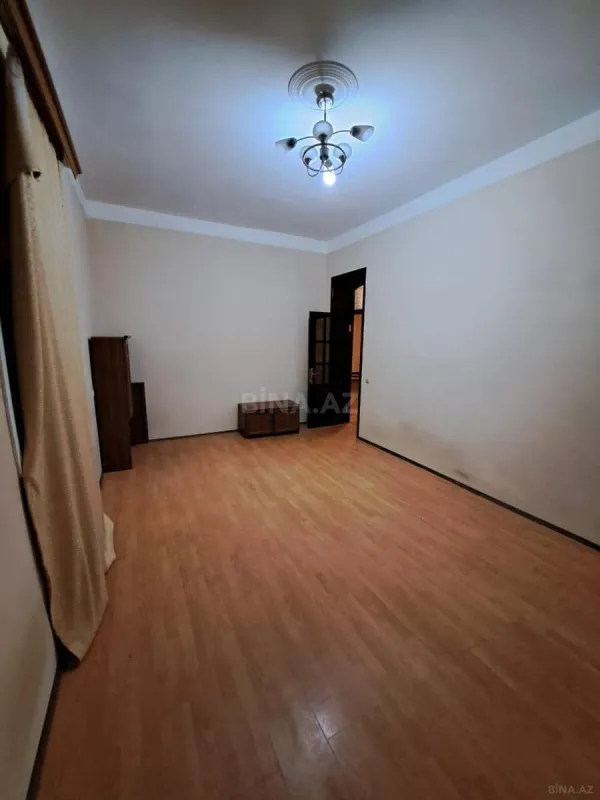 Kirayə verilir 15 otaqlı həyət evi 450 m²