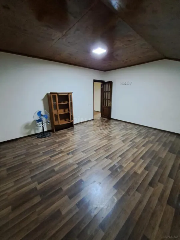 Kirayə verilir 15 otaqlı həyət evi 450 m²