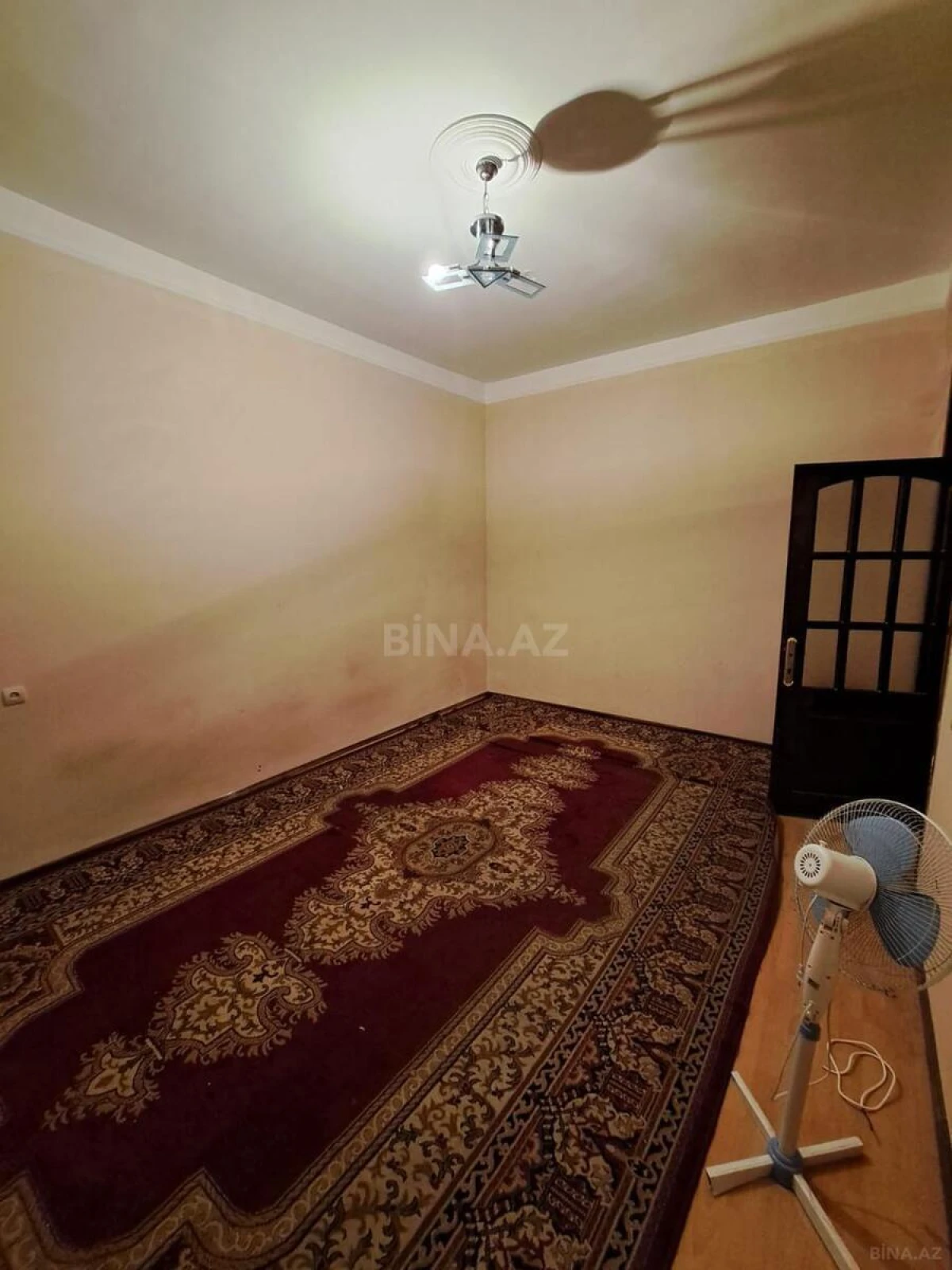 Kirayə verilir 15 otaqlı həyət evi 450 m²