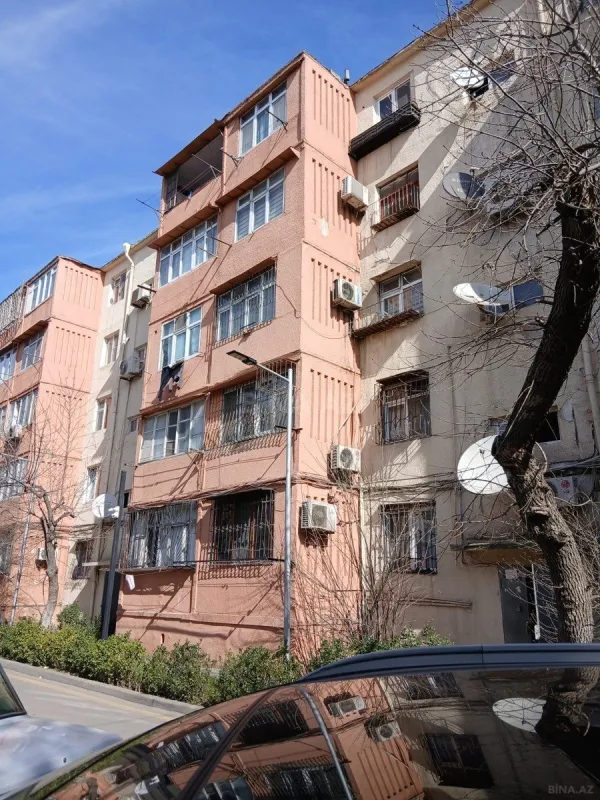 Satılır 3 otaqlı mənzil 55 m²