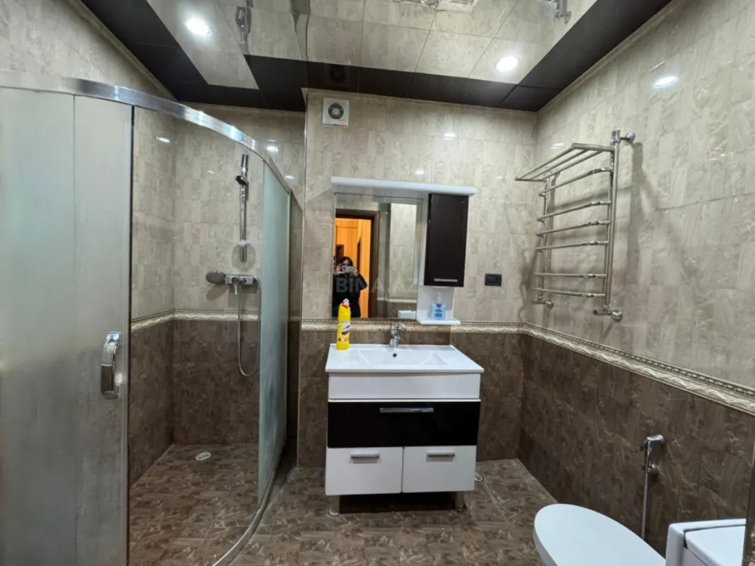 Satılır 3 otaqlı mənzil 105 m²