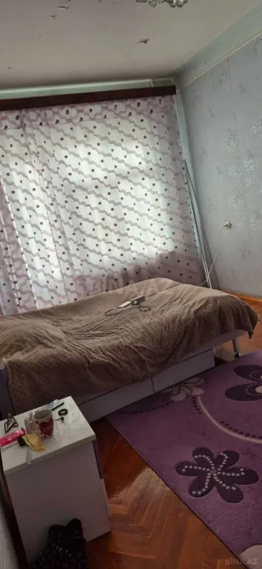 Satılır 4 otaqlı mənzil 110 m²