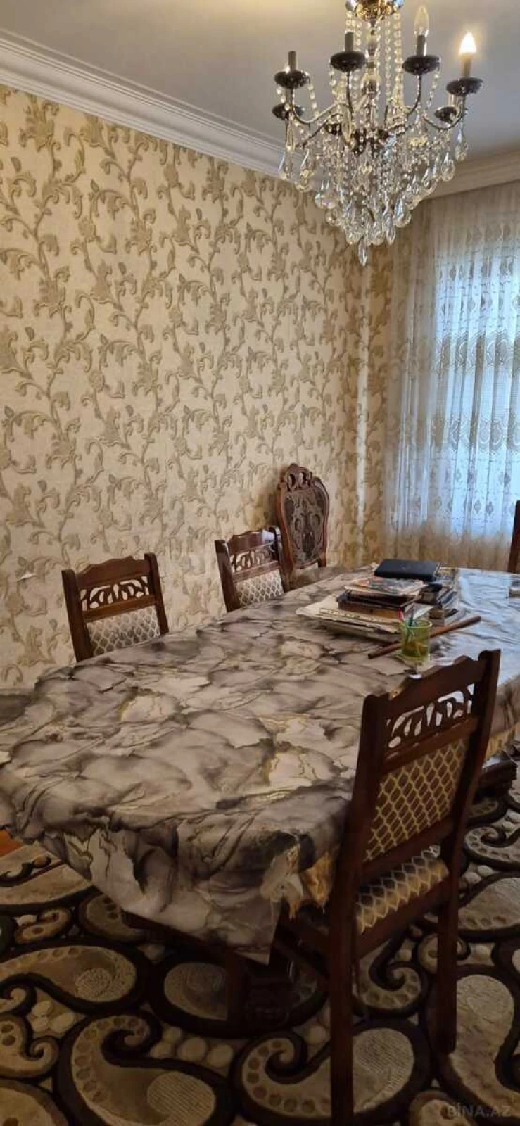 Satılır 4 otaqlı mənzil 110 m²