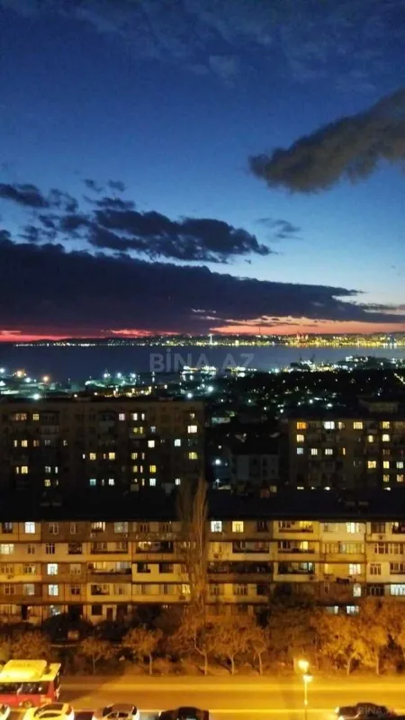 Satılır 3 otaqlı mənzil 128 m²