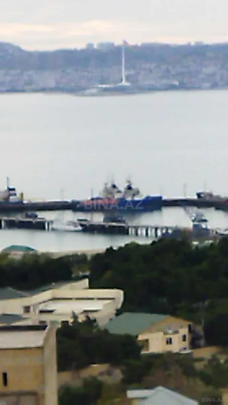 Satılır 3 otaqlı mənzil 128 m²