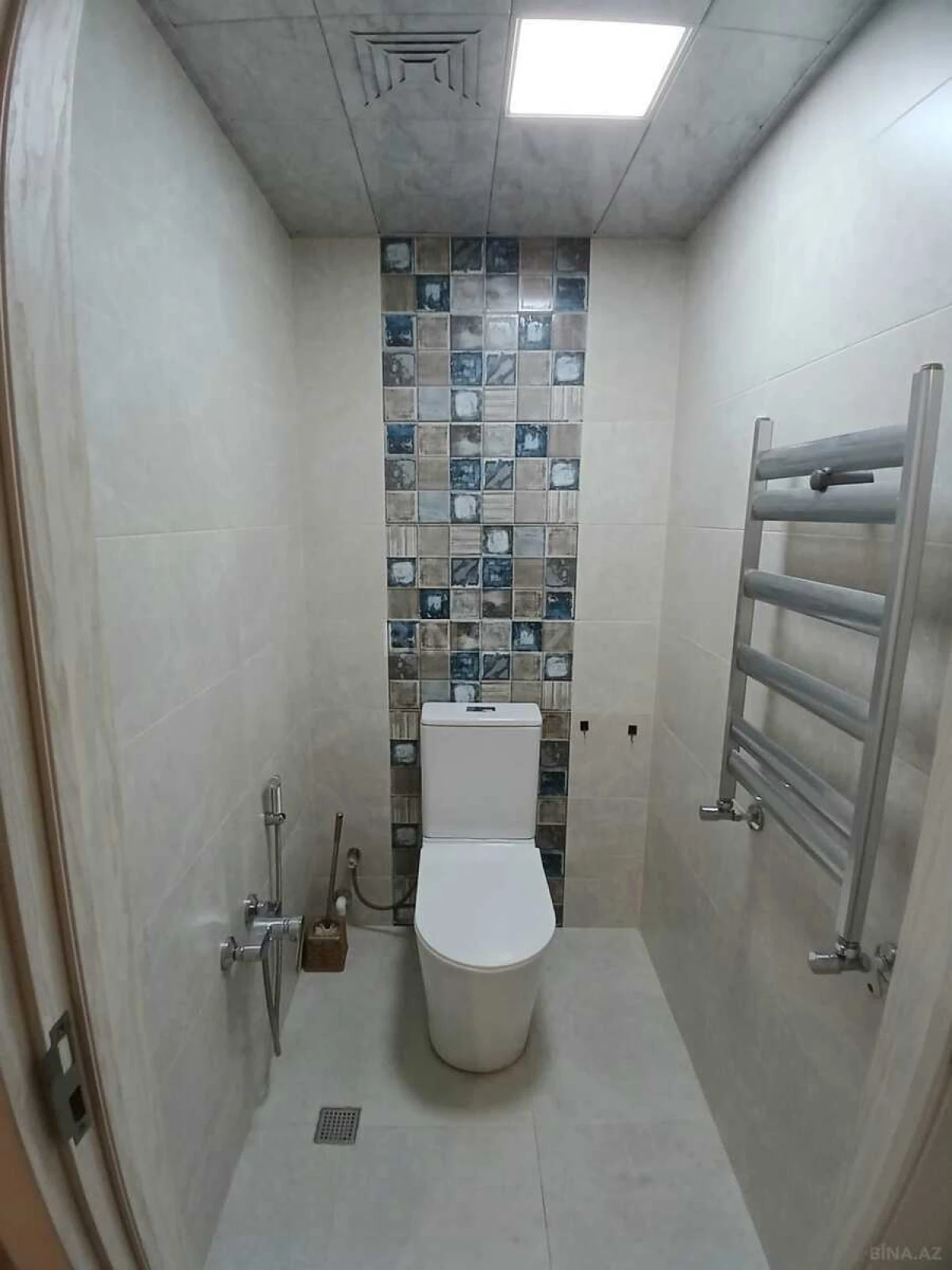 Satılır 3 otaqlı mənzil 128 m²
