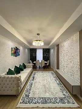 Satılır 2 otaqlı mənzil 83 m²