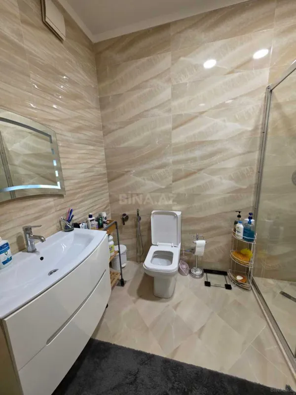 Kirayə verilir 3 otaqlı mənzil 148 m²