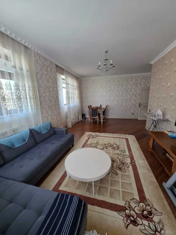 Kirayə verilir 3 otaqlı mənzil 148 m²