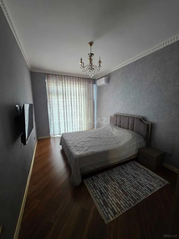 Kirayə verilir 3 otaqlı mənzil 148 m²