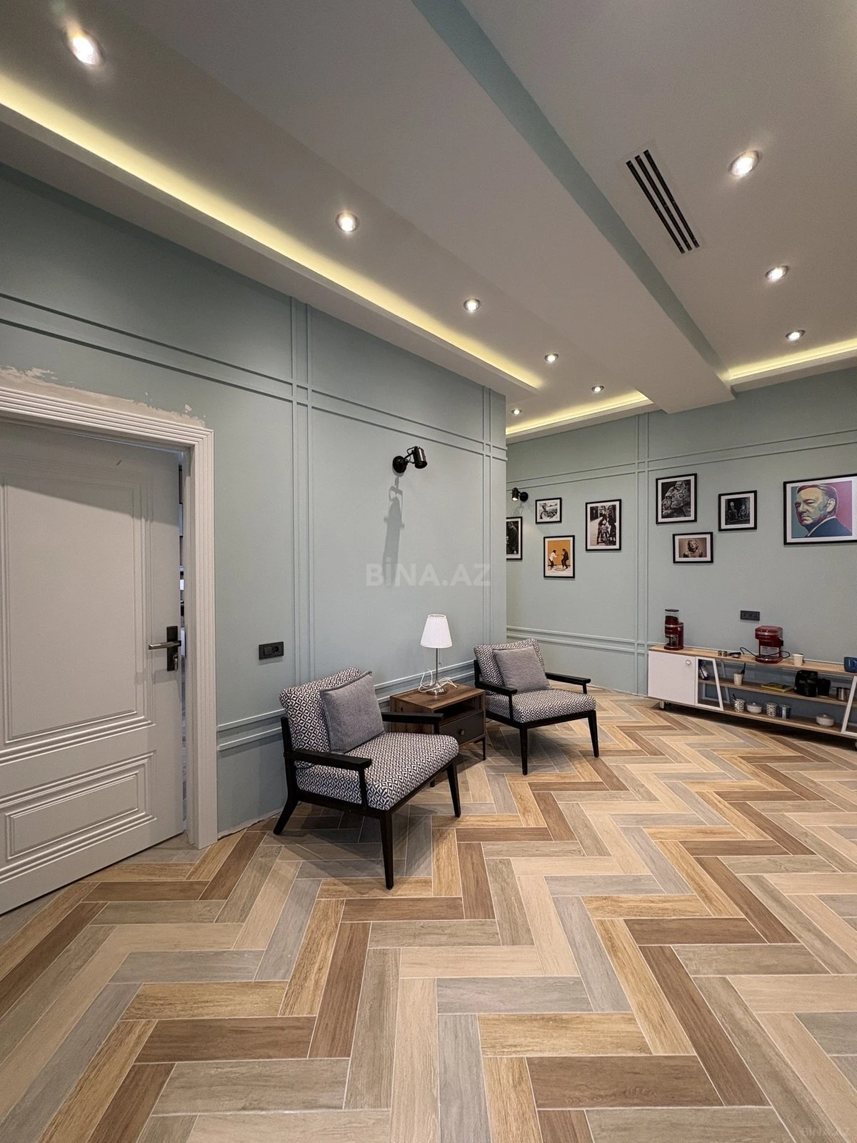 Kirayə verilir 2 otaqlı ofis 74 m²