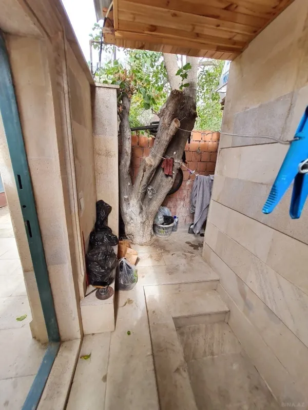 Satılır 4 otaqlı həyət evi 130 m²