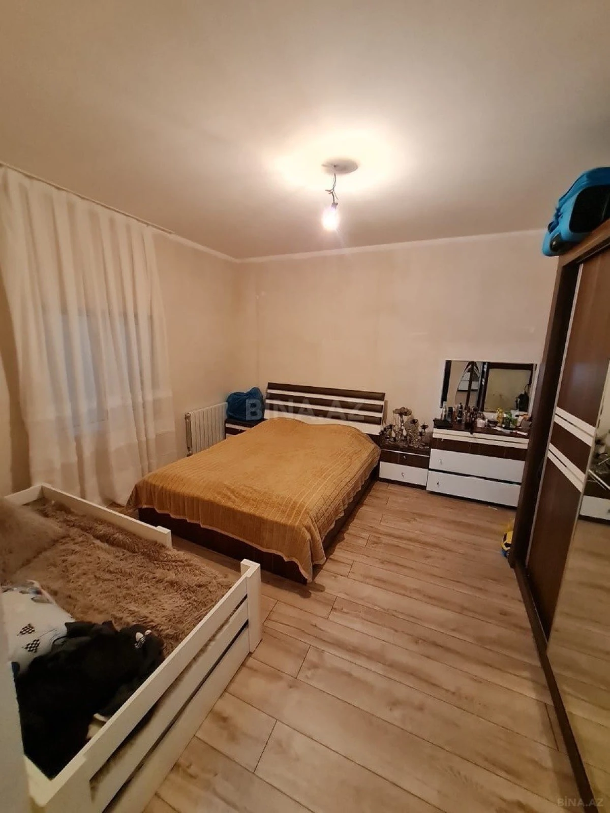 Satılır 4 otaqlı həyət evi 130 m²