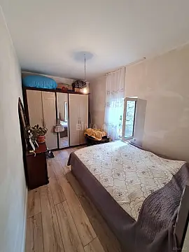 Satılır 4 otaqlı həyət evi 130 m²