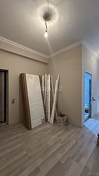 Satılır 2 otaqlı mənzil 75 m²