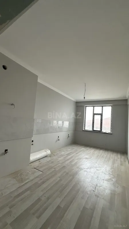 Satılır 2 otaqlı mənzil 75 m²
