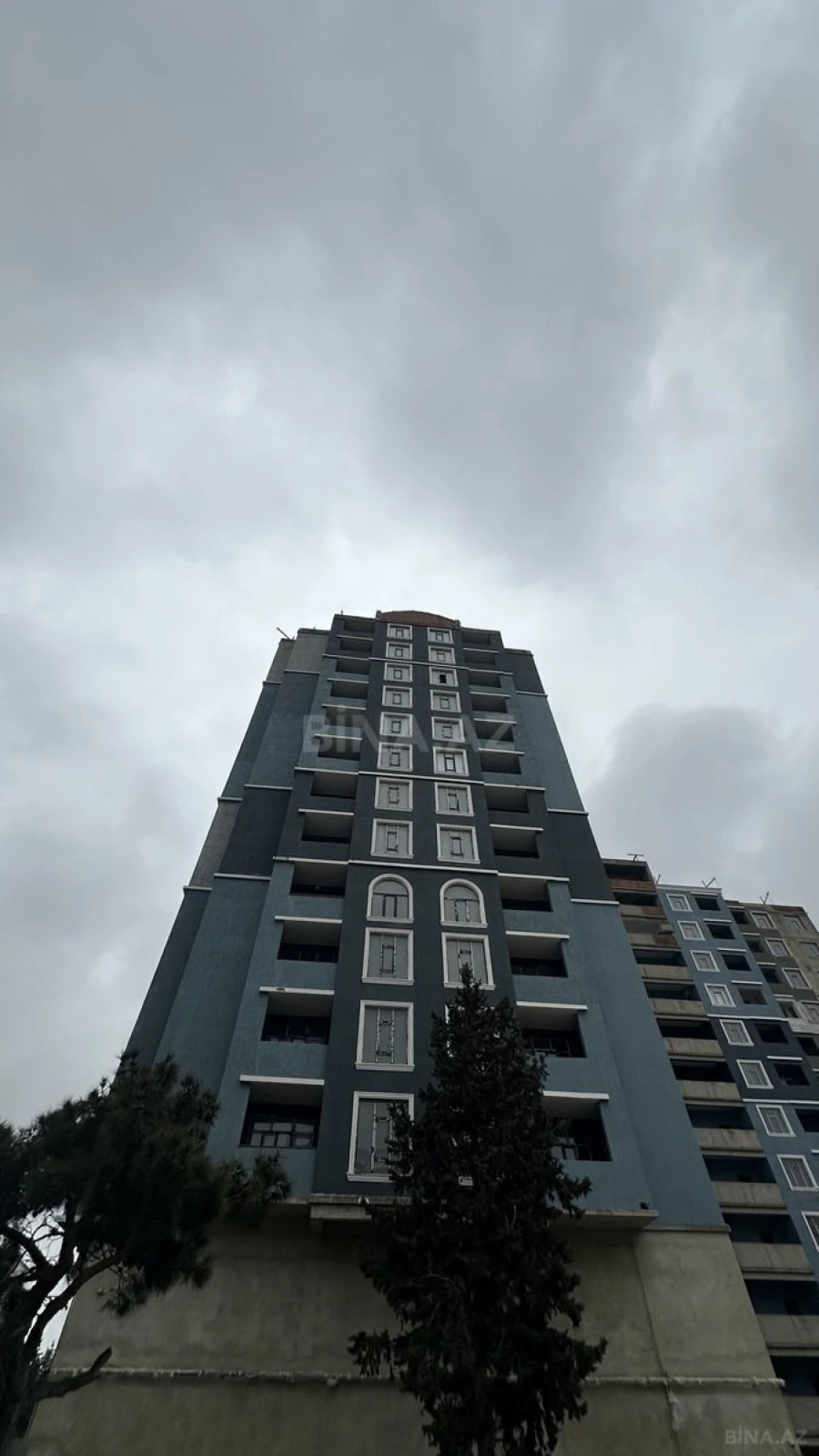 Satılır 2 otaqlı mənzil 75 m²
