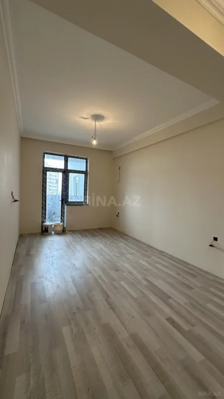 Satılır 2 otaqlı mənzil 75 m²