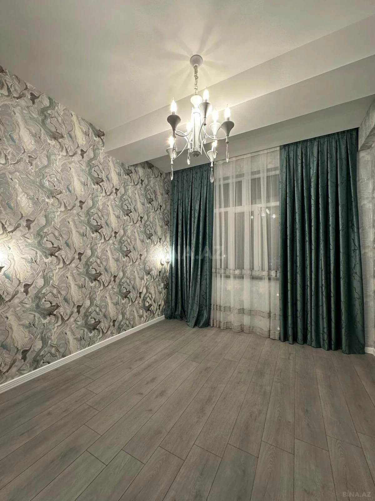 Satılır 2 otaqlı mənzil 55 m²