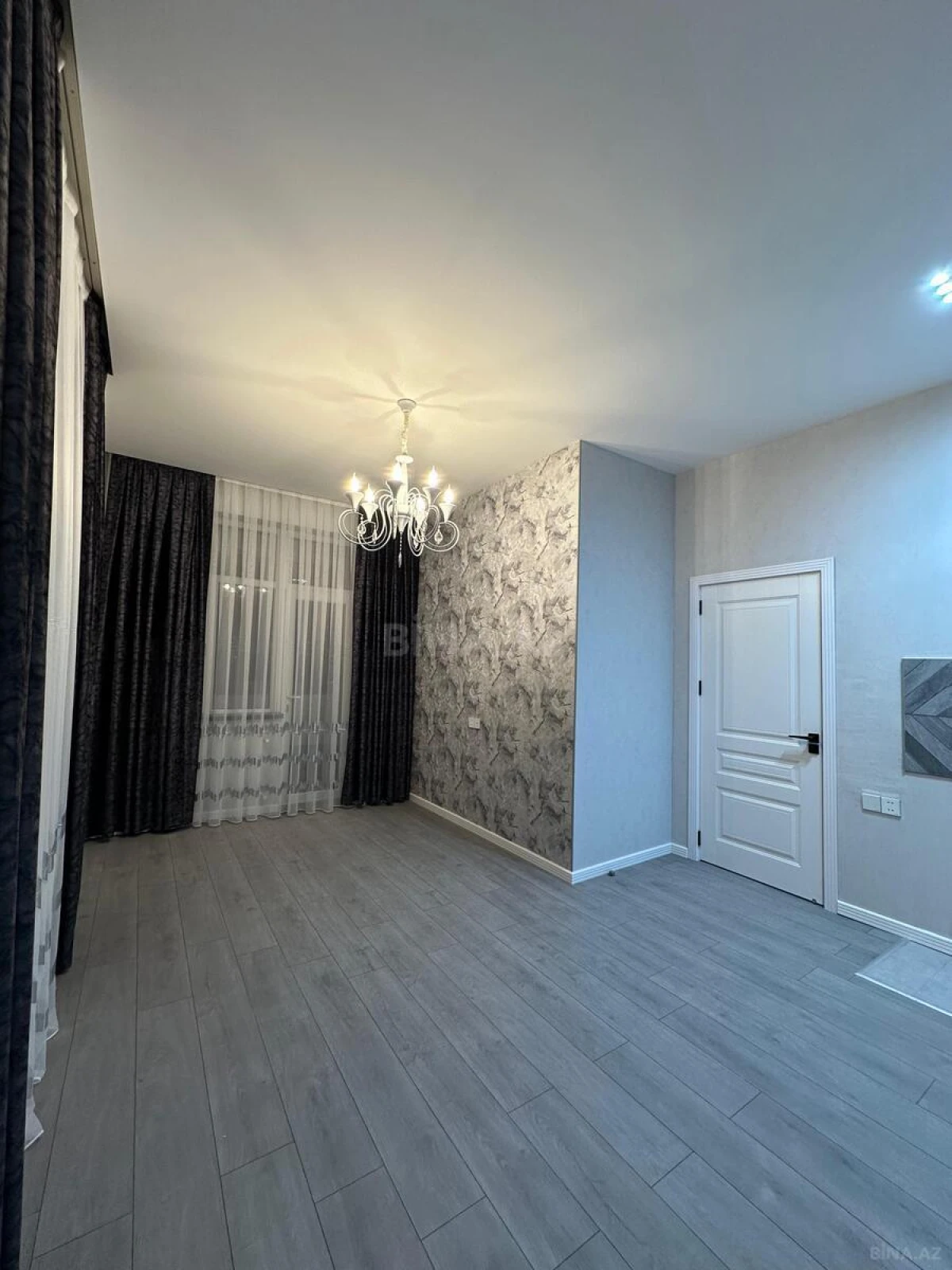 Satılır 2 otaqlı mənzil 55 m²