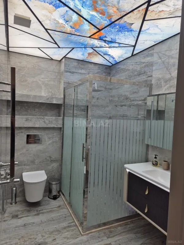 Kirayə verilir 2 otaqlı mənzil 94 m²