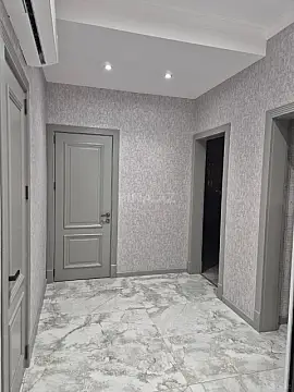 Kirayə verilir 2 otaqlı mənzil 94 m²