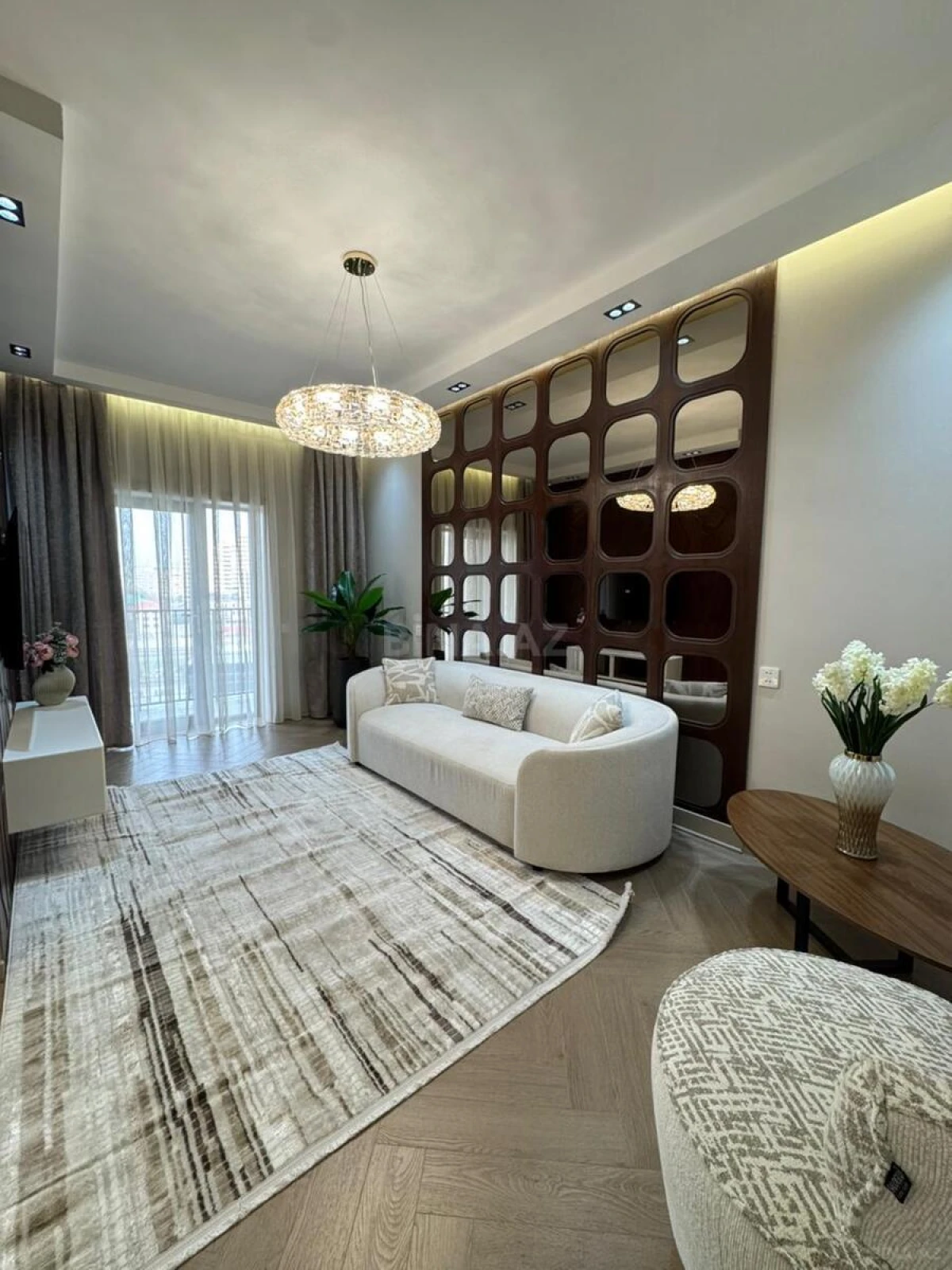 Satılır 2 otaqlı mənzil 68 m²
