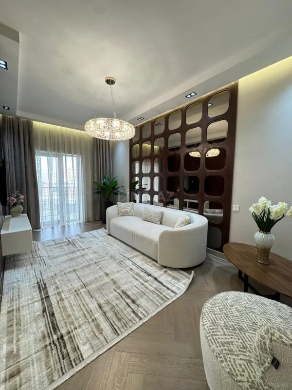 Satılır 2 otaqlı mənzil 68 m²
