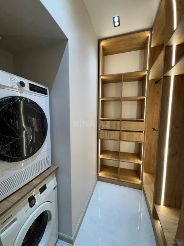 Satılır 2 otaqlı mənzil 68 m²