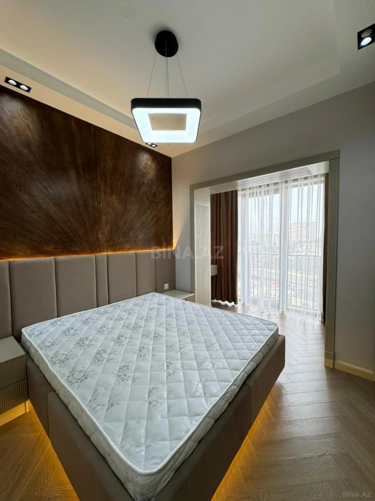 Satılır 2 otaqlı mənzil 68 m²