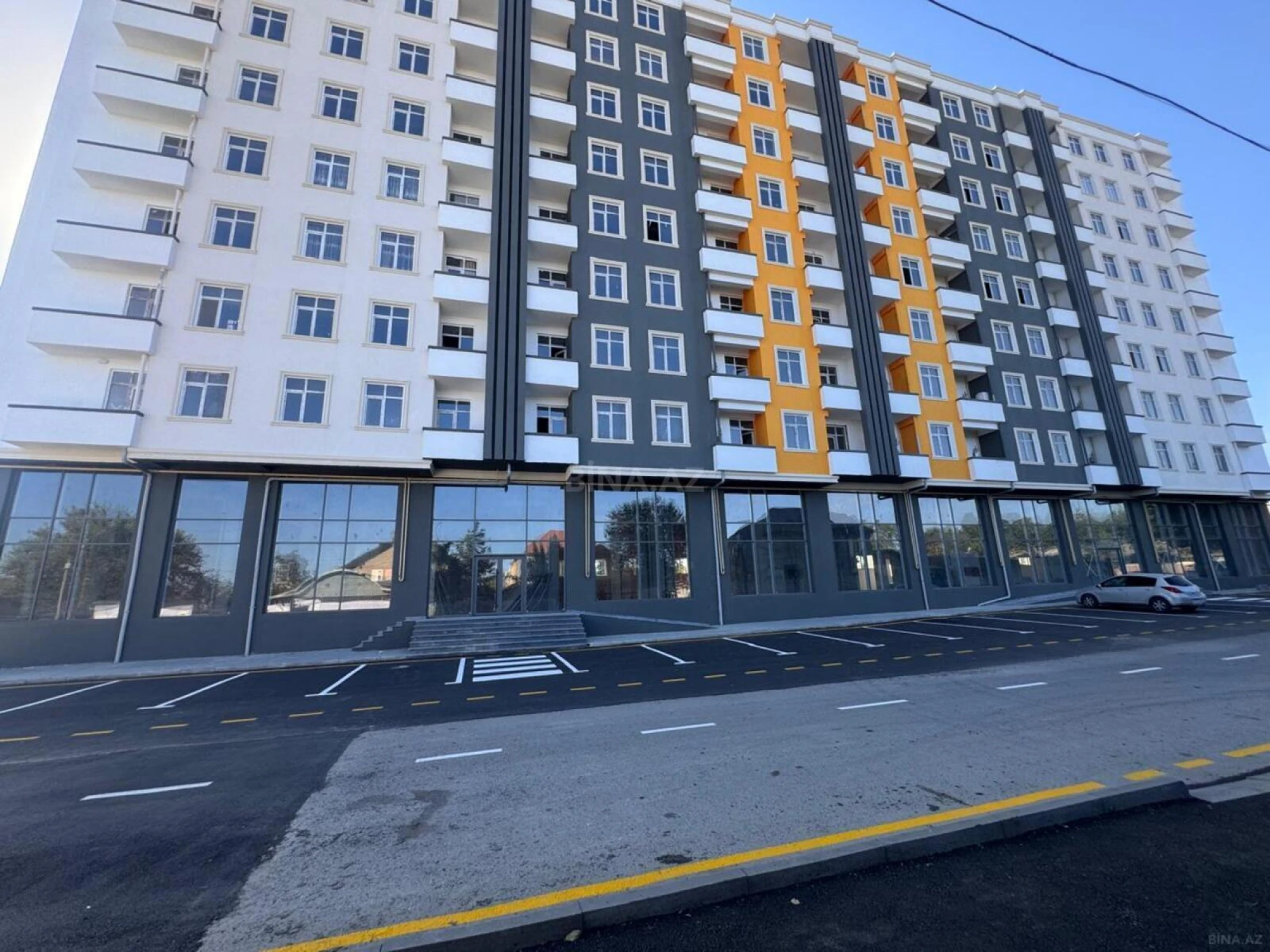 Satılır obyekt 1100 m²