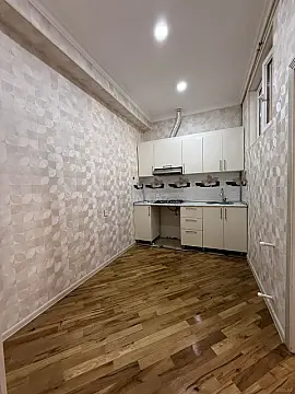 Satılır 2 otaqlı mənzil 57 m²