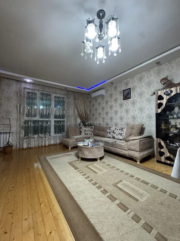 Kirayə verilir 2 otaqlı həyət evi 65 m²