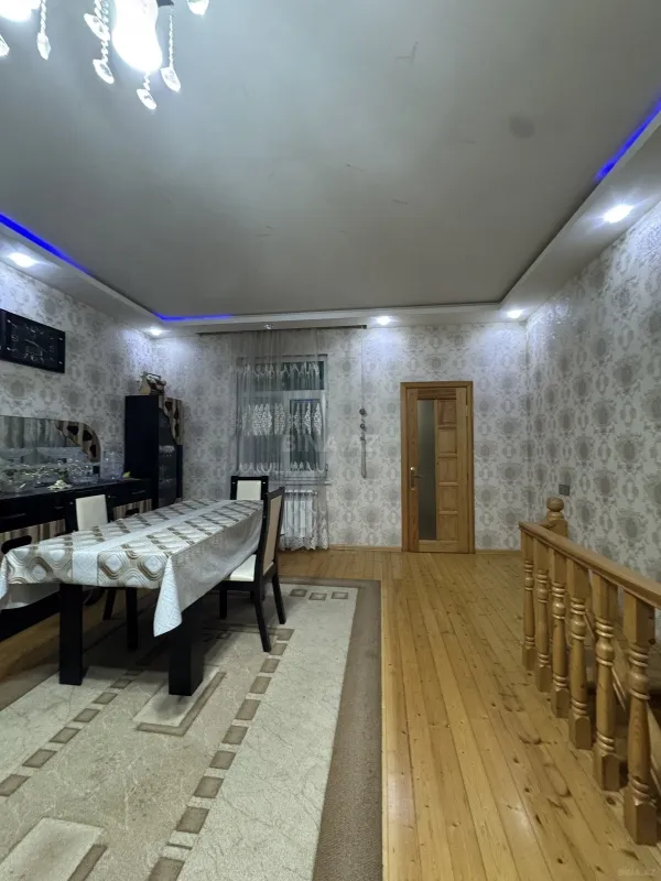 Kirayə verilir 2 otaqlı həyət evi 65 m²