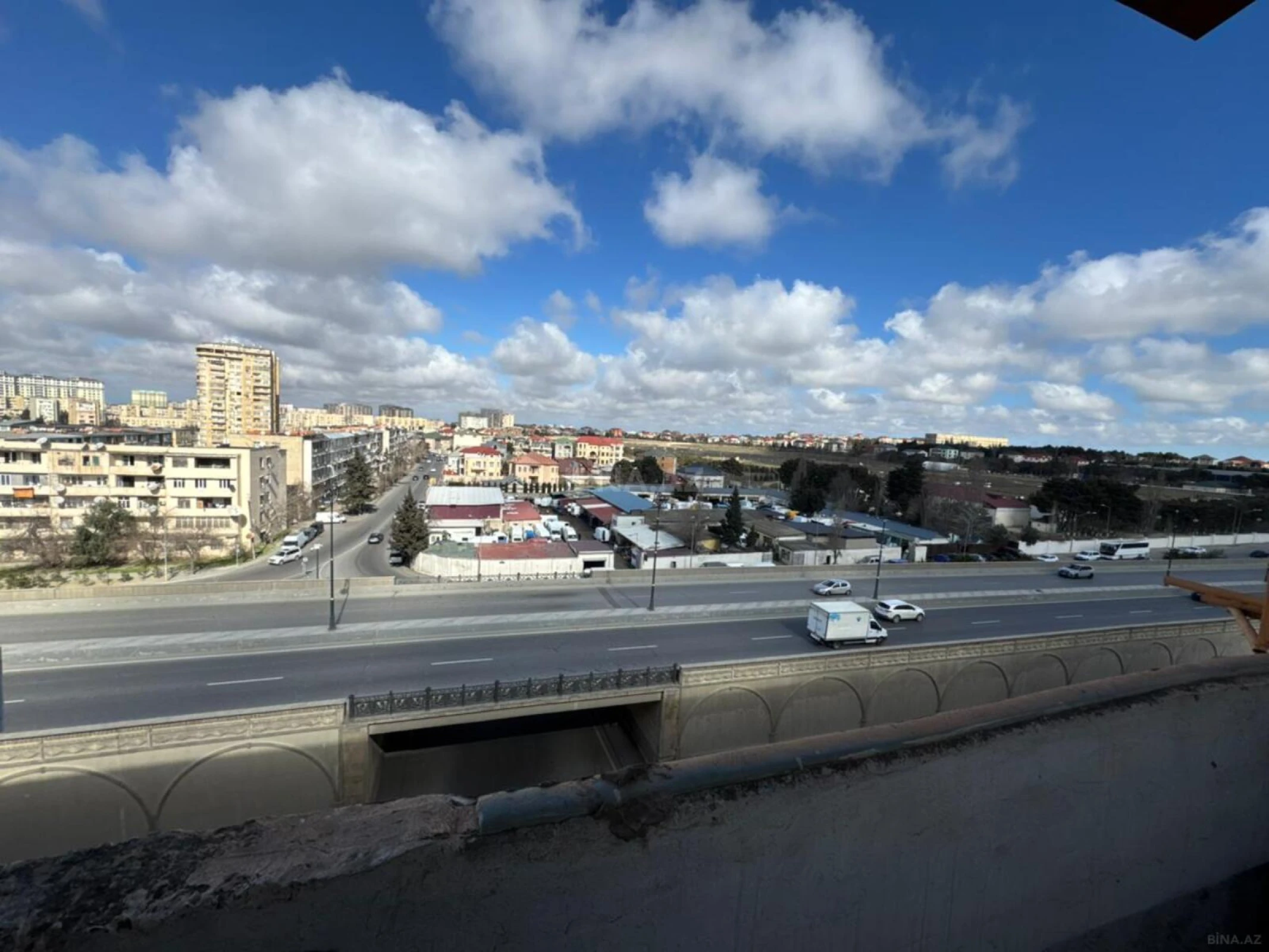 Satılır 2 otaqlı mənzil 60 m²