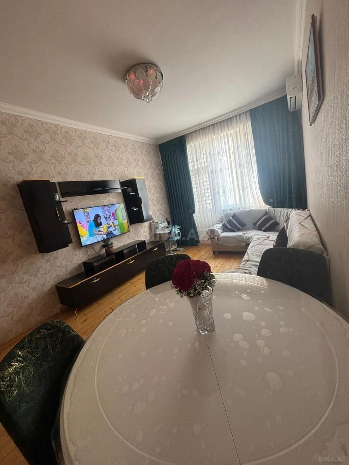 Satılır 2 otaqlı mənzil 55.6 m²