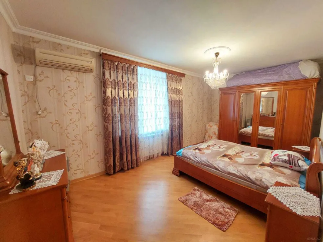 Satılır 2 otaqlı mənzil 70 m²